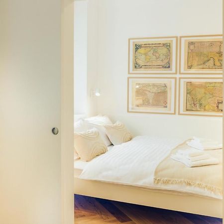 Stylish Apartment In Historical Center Любляна Екстер'єр фото